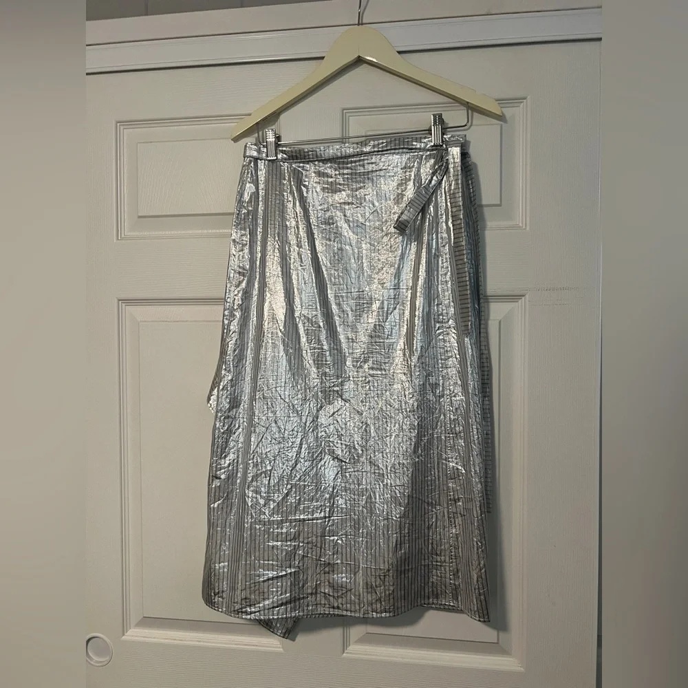 COS $175 Metallic Silver Striped Asymmetrical Wrap‎ Midi Skirt Romania Holiday - Picture 6 of 9
